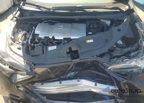 2022 Toyota Prius Night Shade z USA, uszkodzony, nr VIN JTDKAMFU0N3174437